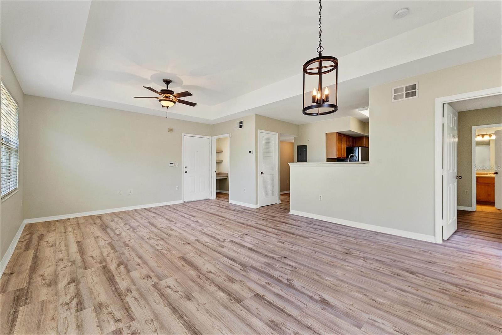 VILLAGIO - Residential Lease