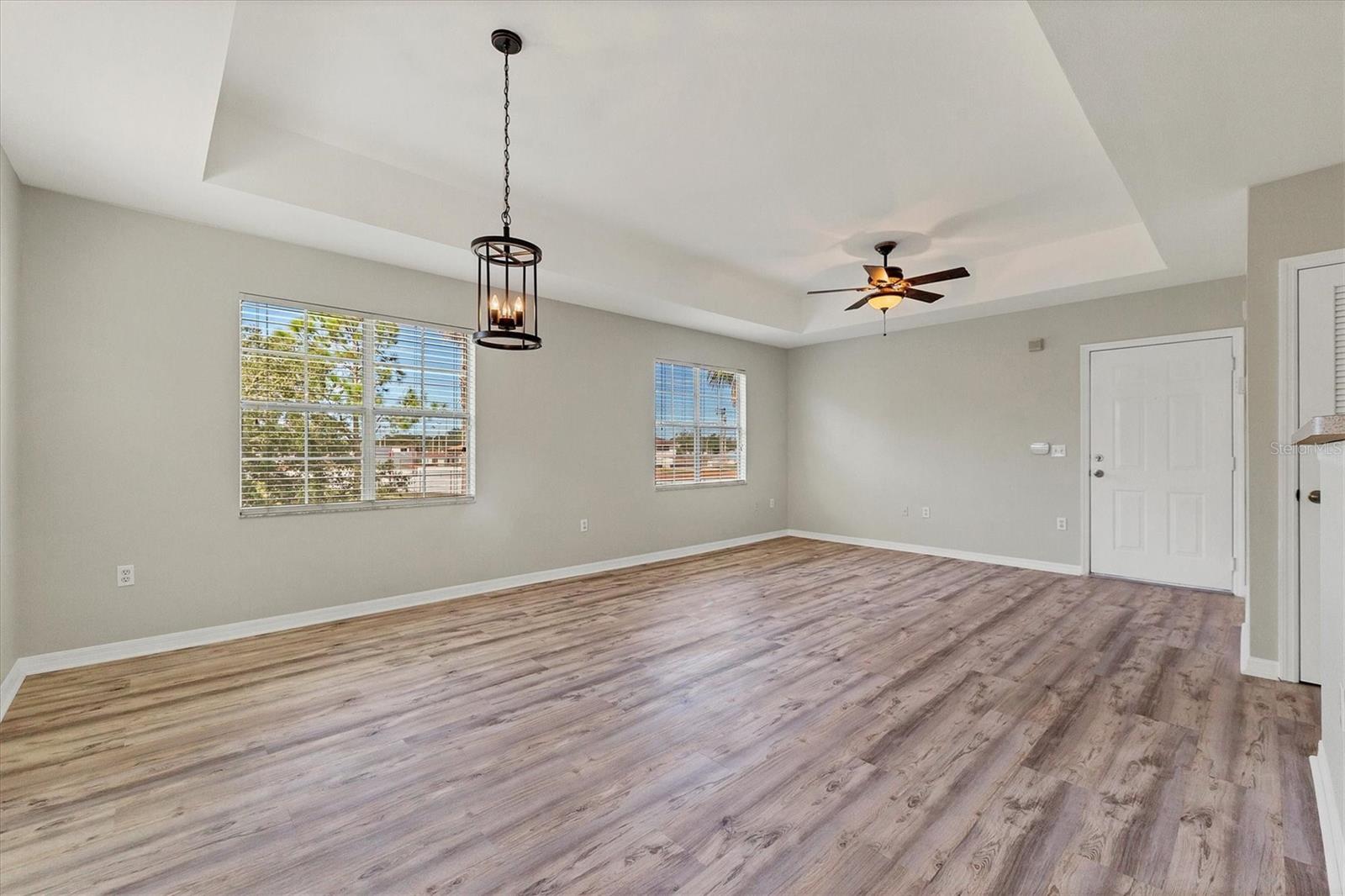 VILLAGIO - Residential Lease