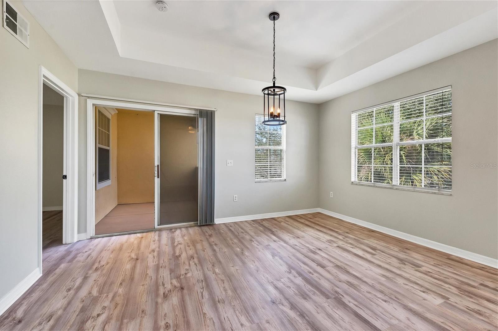 VILLAGIO - Residential Lease