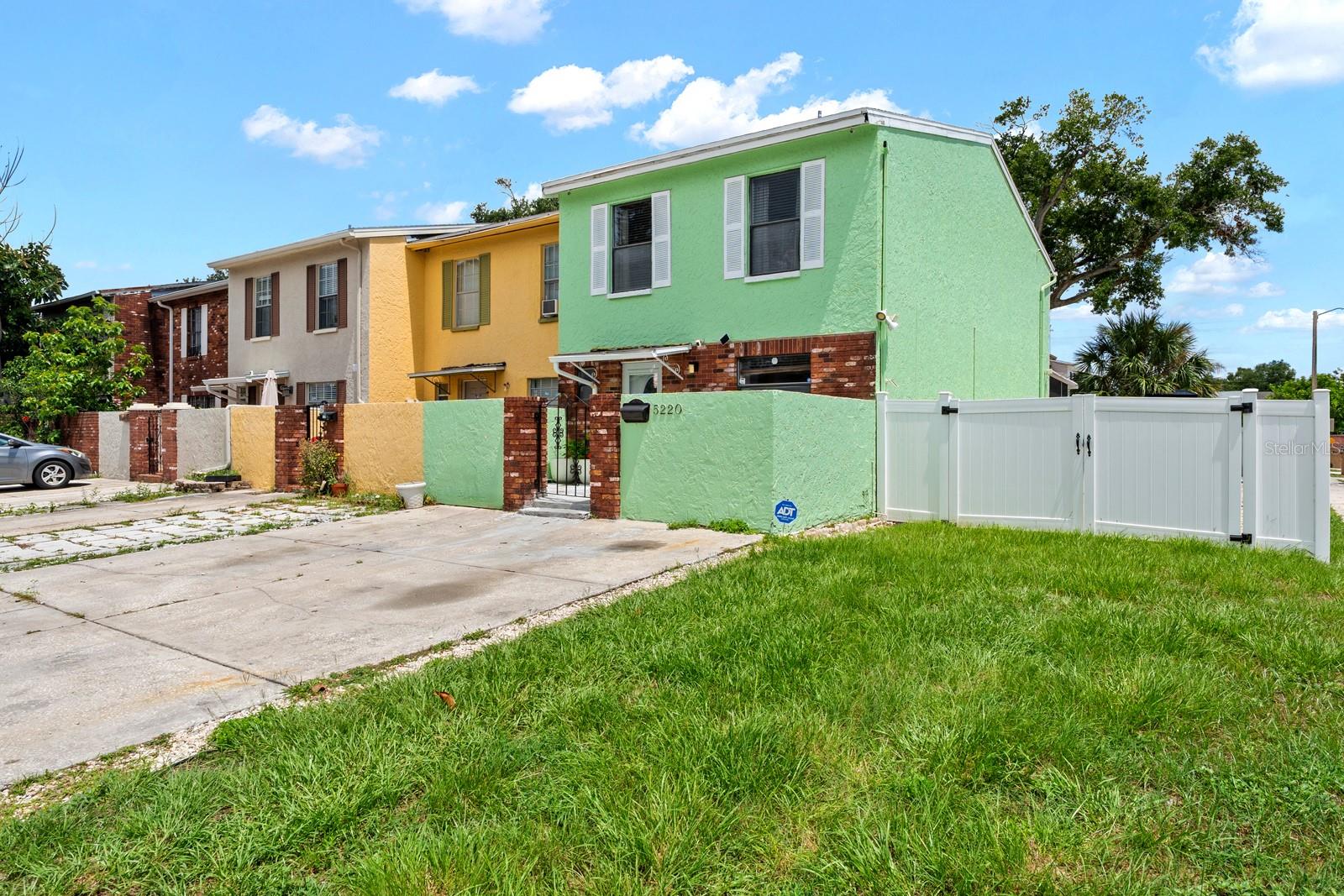 5220 BLANE DRIVE