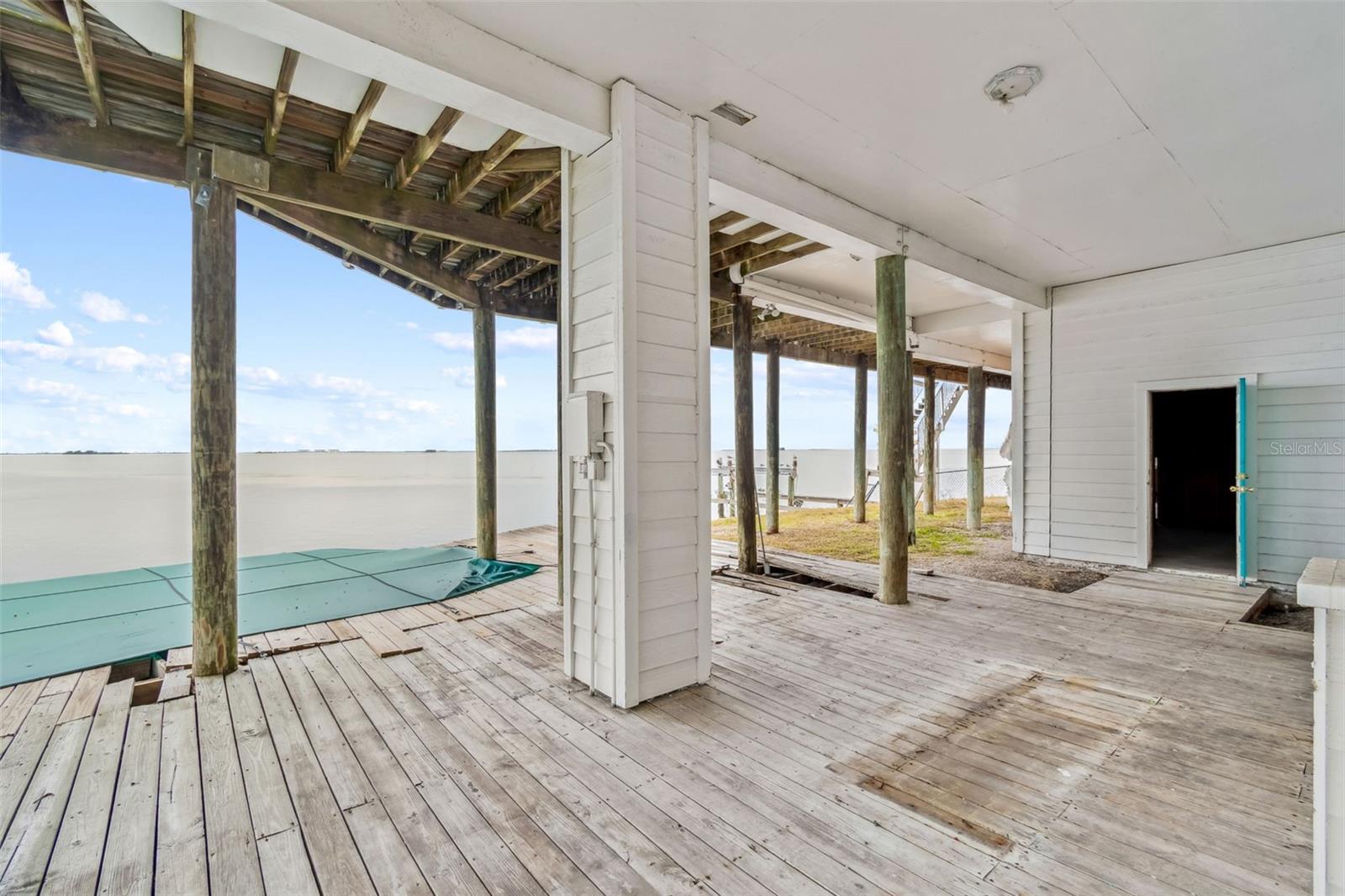 INDIAN BLUFF ISLAND - Residential