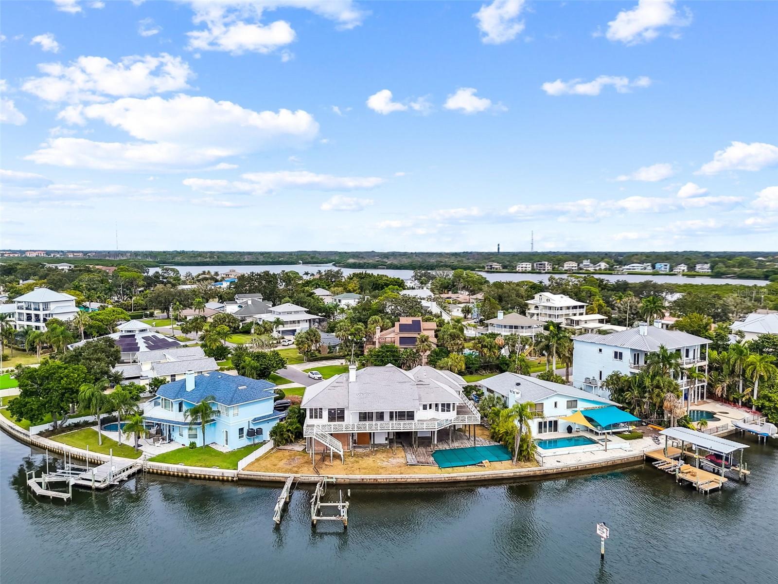 INDIAN BLUFF ISLAND - Residential