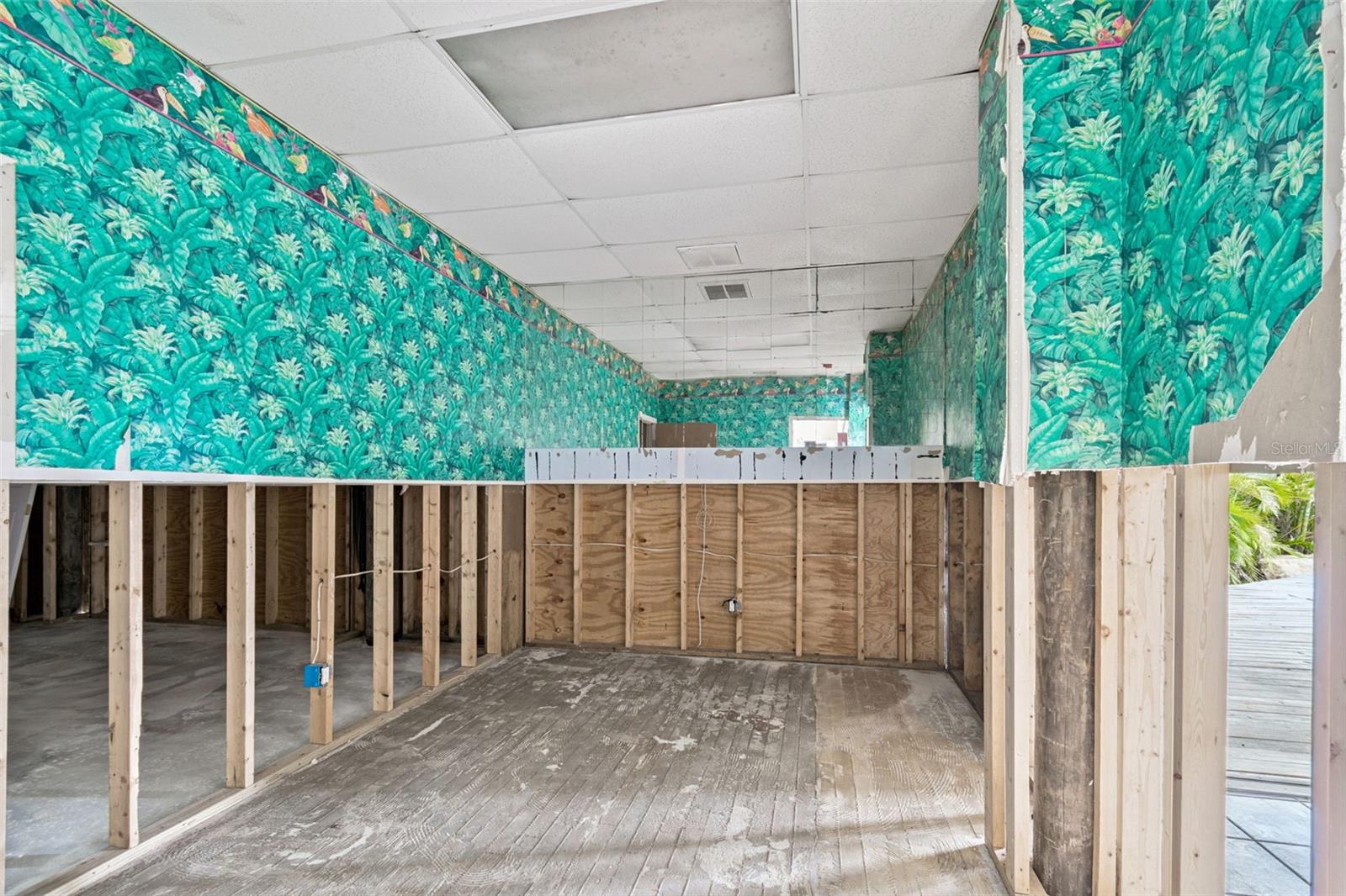 INDIAN BLUFF ISLAND - Residential