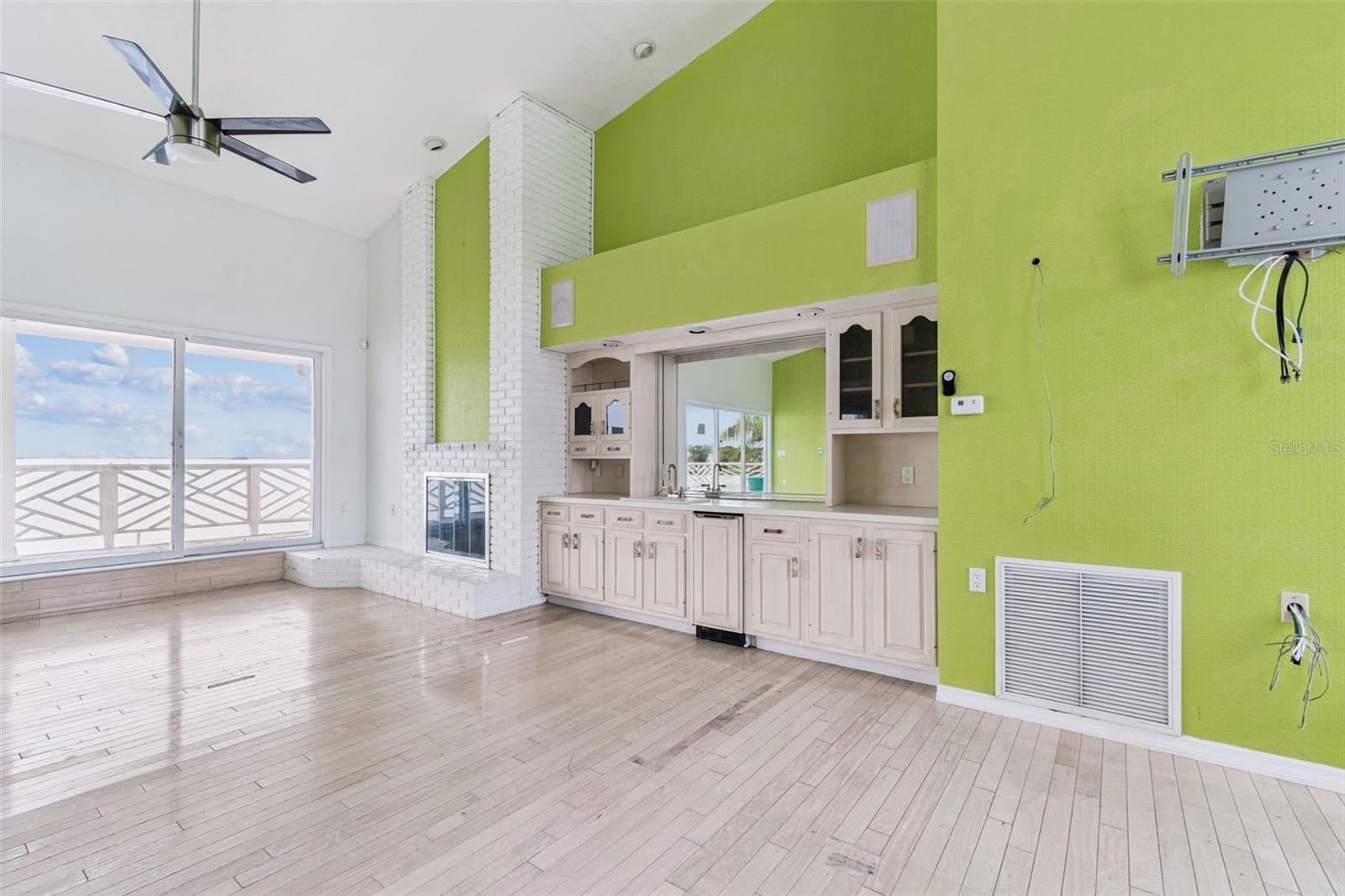 INDIAN BLUFF ISLAND - Residential