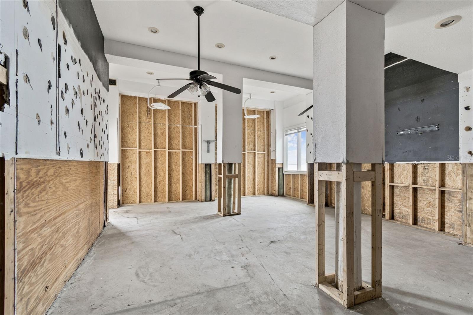 INDIAN BLUFF ISLAND - Residential