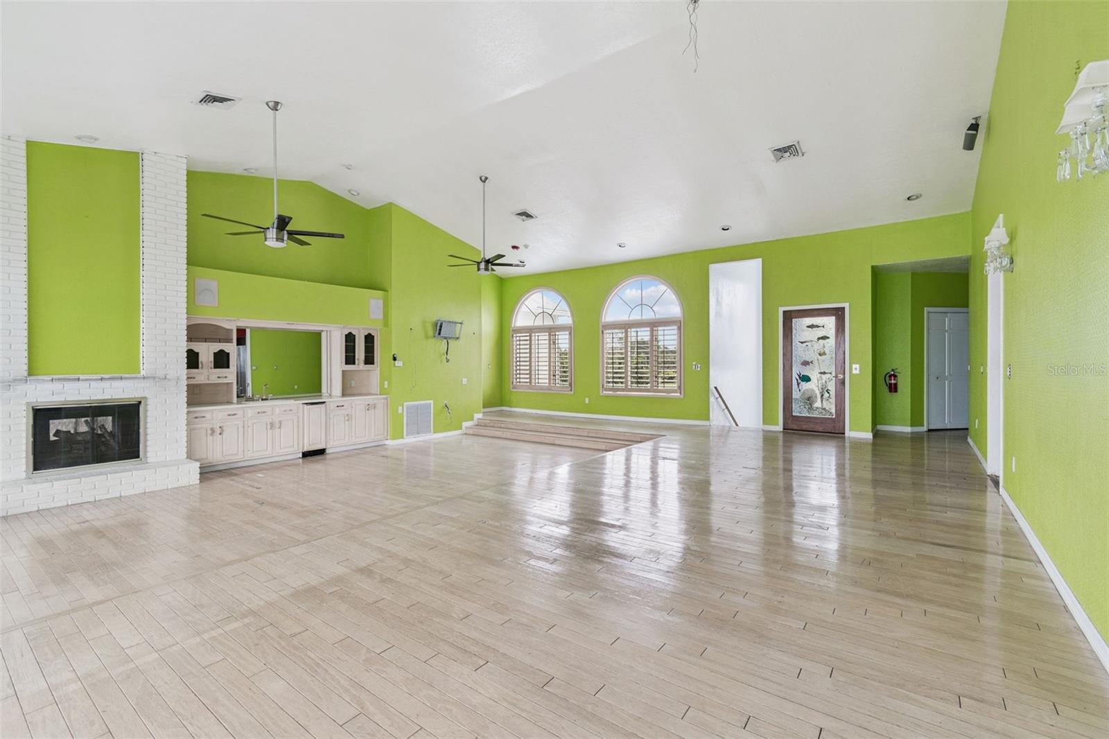 INDIAN BLUFF ISLAND - Residential