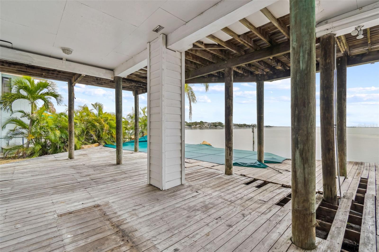 INDIAN BLUFF ISLAND - Residential