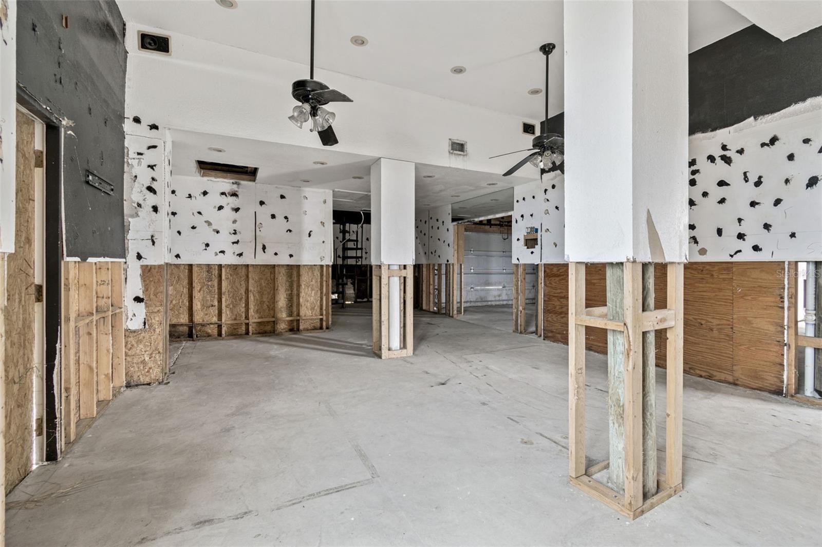 INDIAN BLUFF ISLAND - Residential