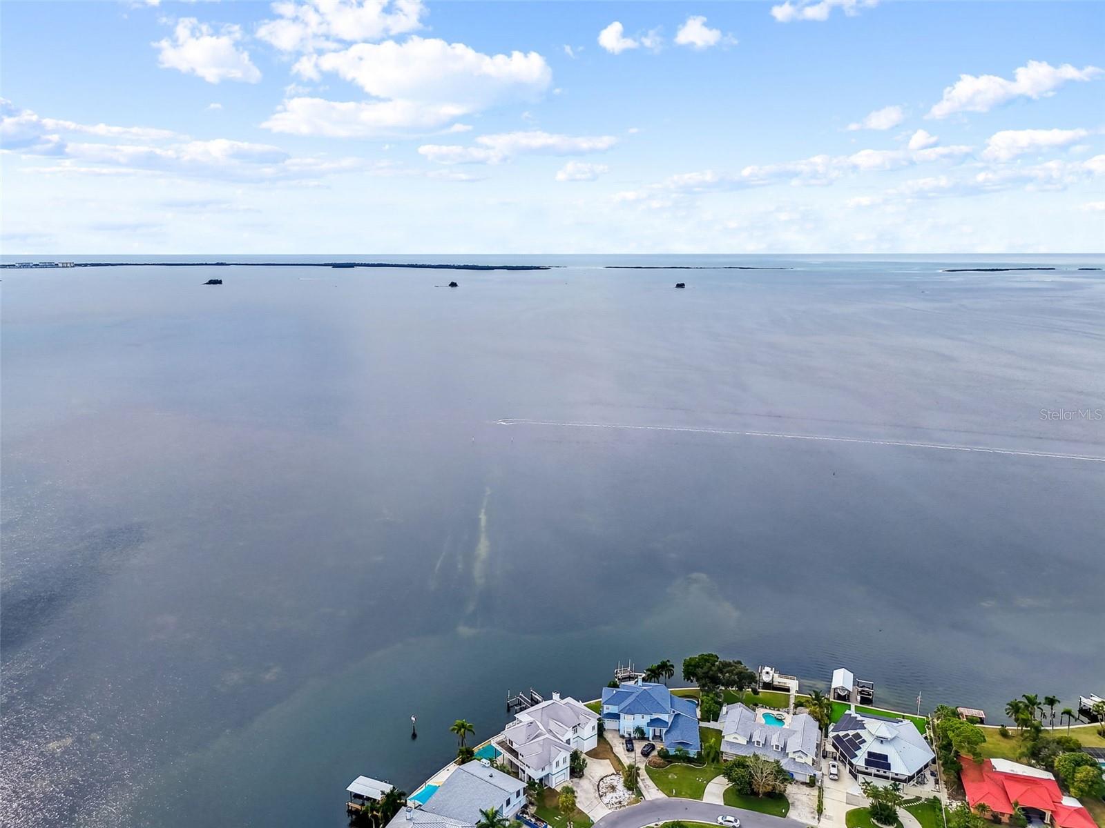 INDIAN BLUFF ISLAND - Residential