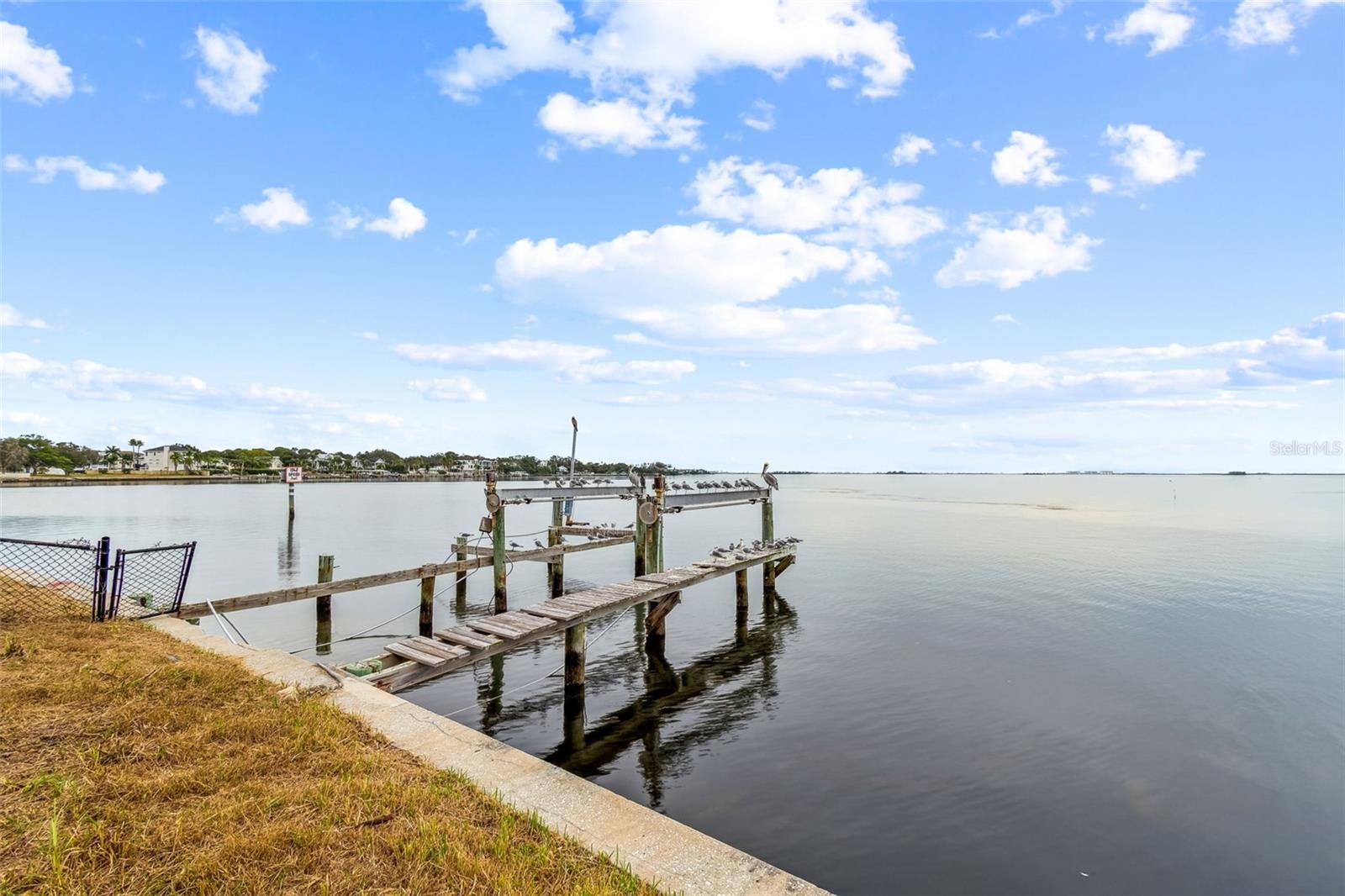 INDIAN BLUFF ISLAND - Residential