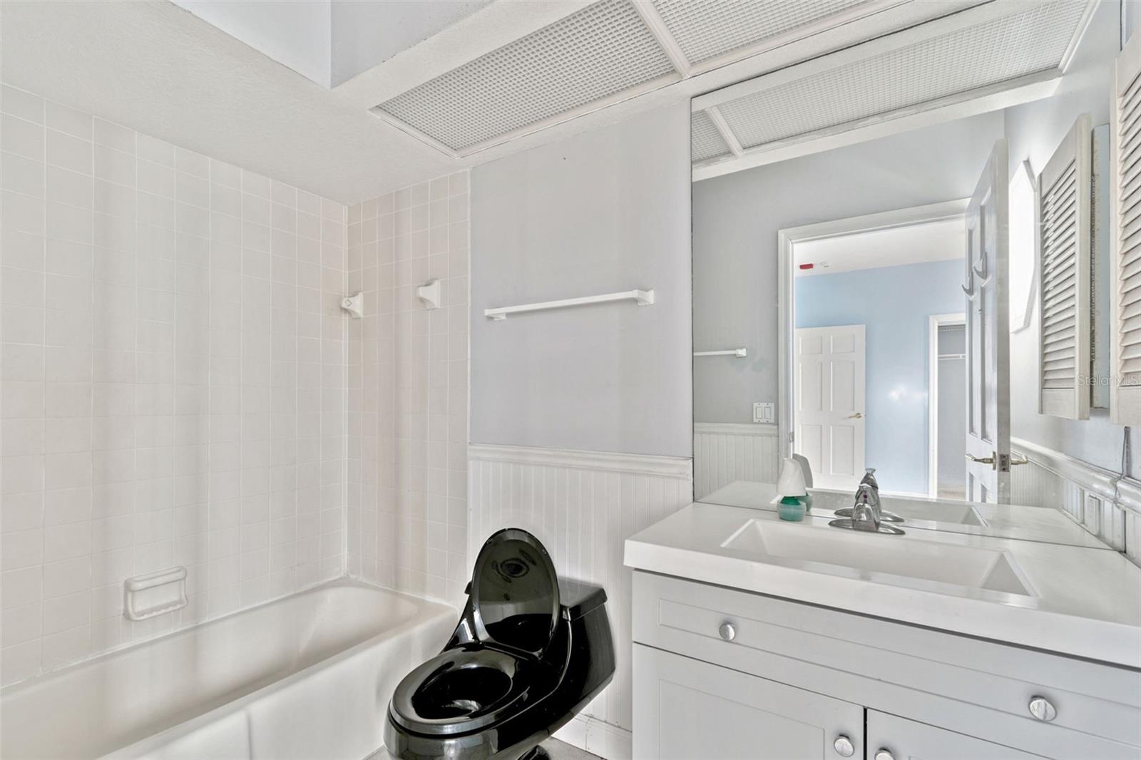 INDIAN BLUFF ISLAND - Residential