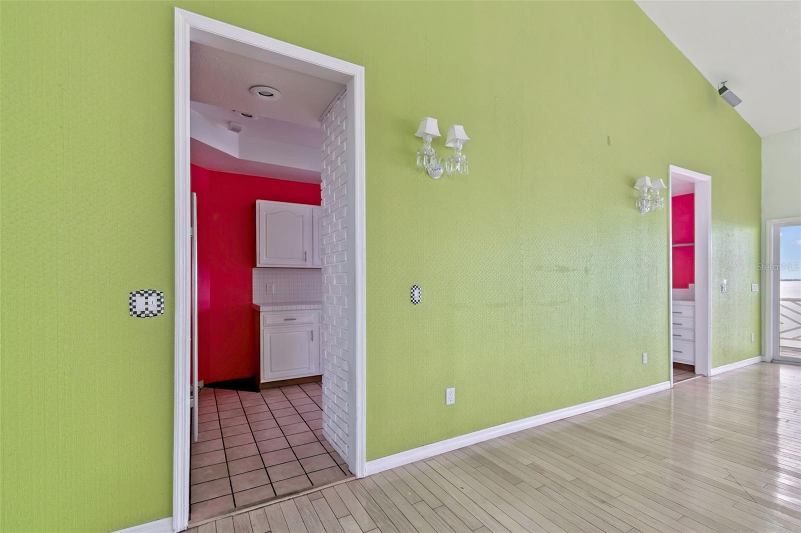 INDIAN BLUFF ISLAND - Residential