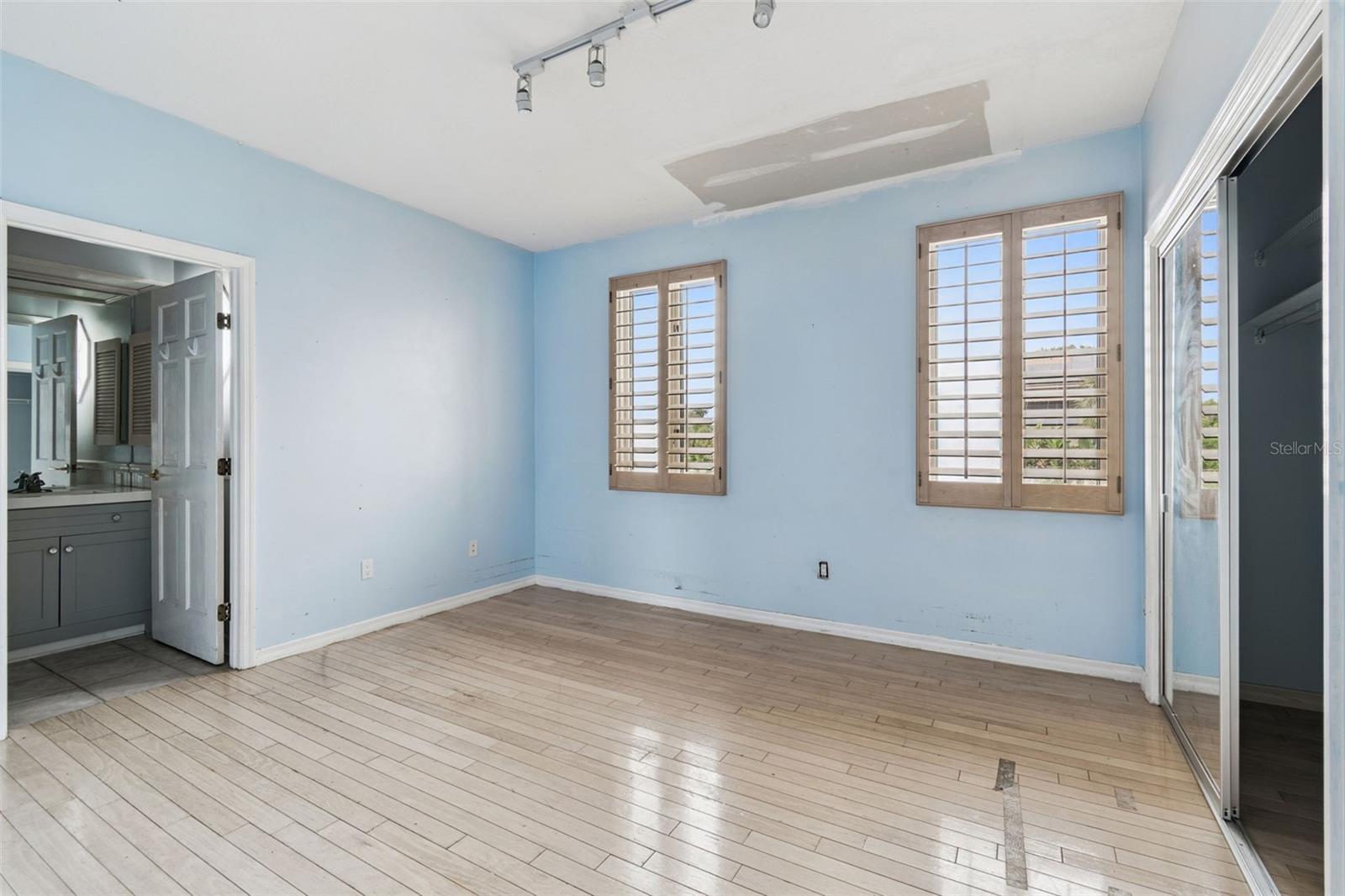 INDIAN BLUFF ISLAND - Residential