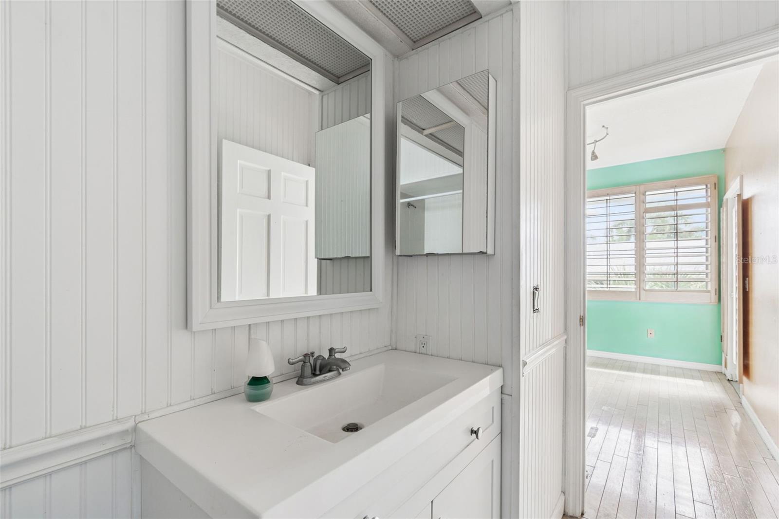 INDIAN BLUFF ISLAND - Residential