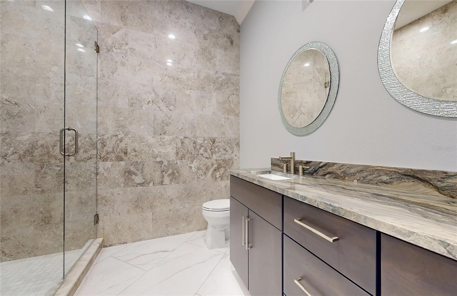 BAY ESTATES - Residential