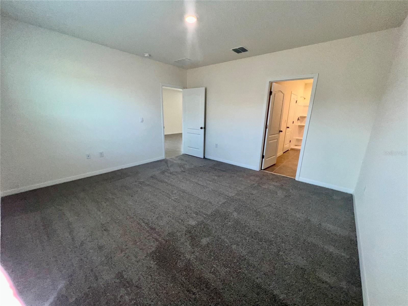 7086 CATTLE EGRET DRIVE
