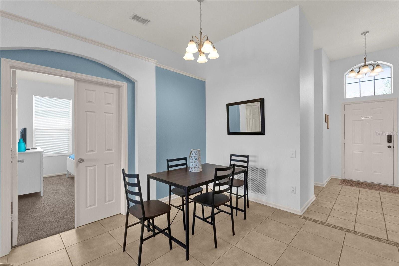 8136 FAN PALM WAY