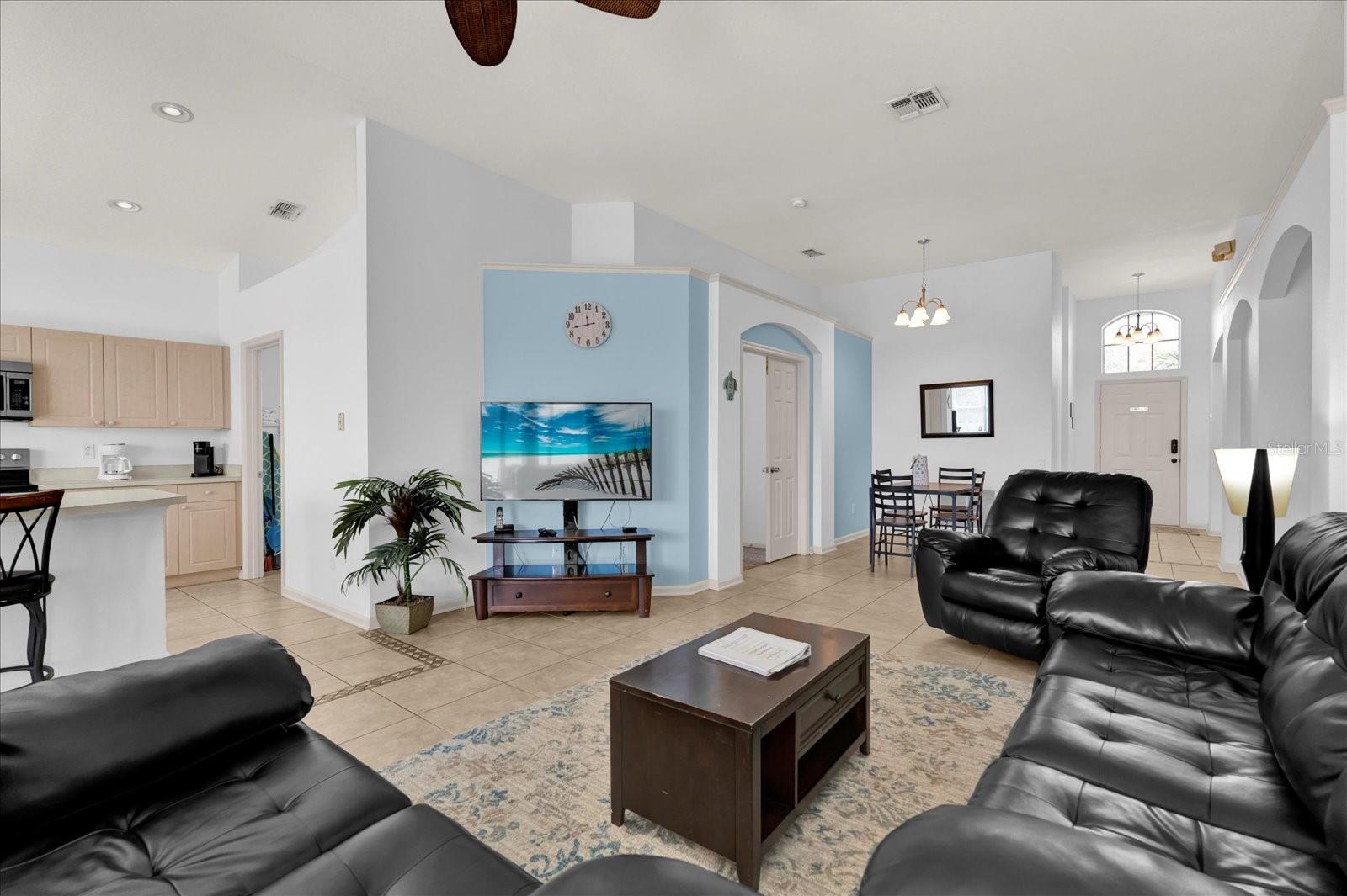8136 FAN PALM WAY