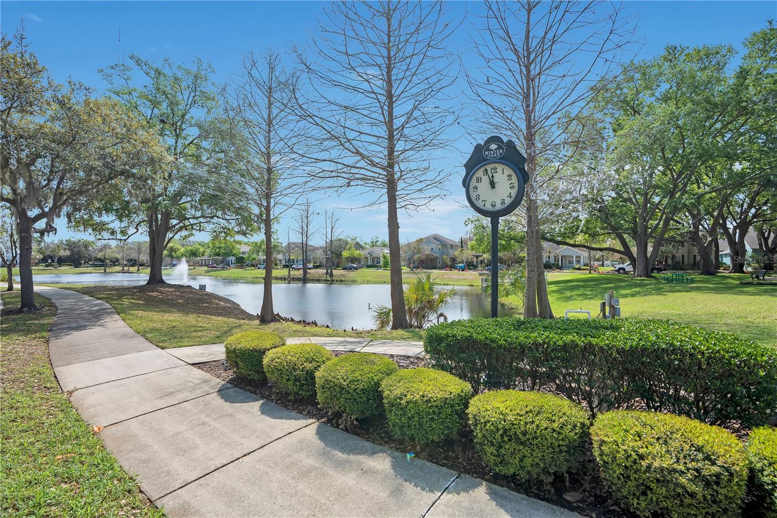 WINTER OAKS - Residential