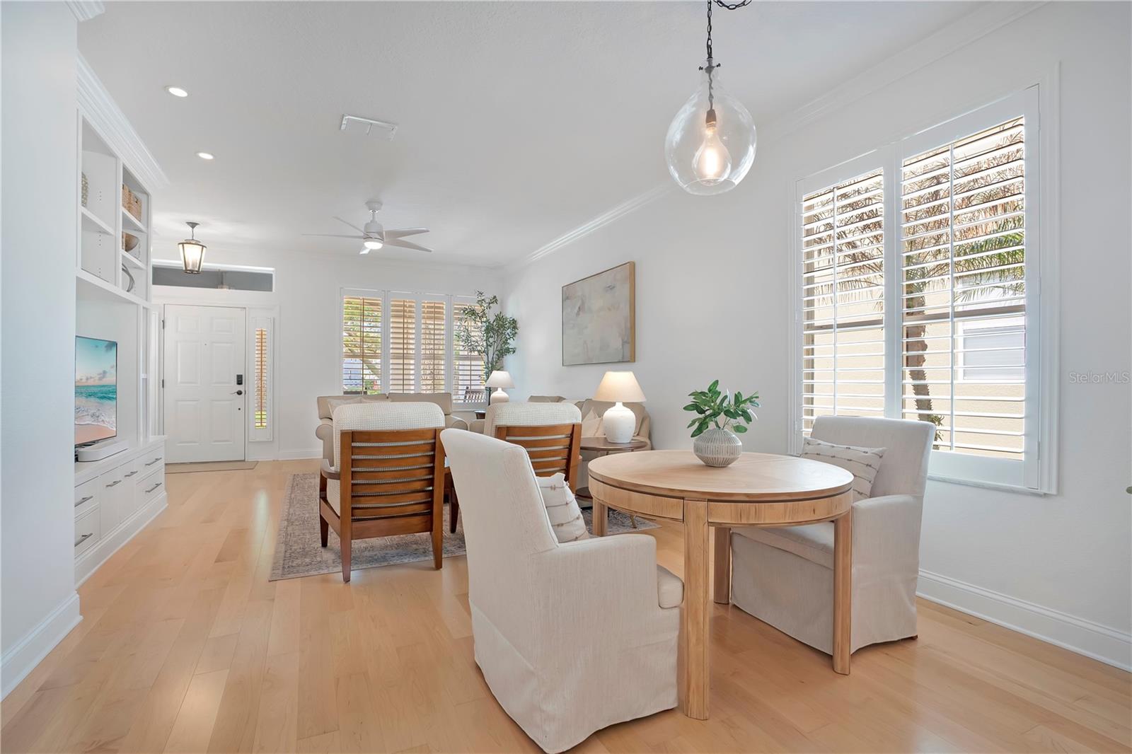 WINTER OAKS - Residential