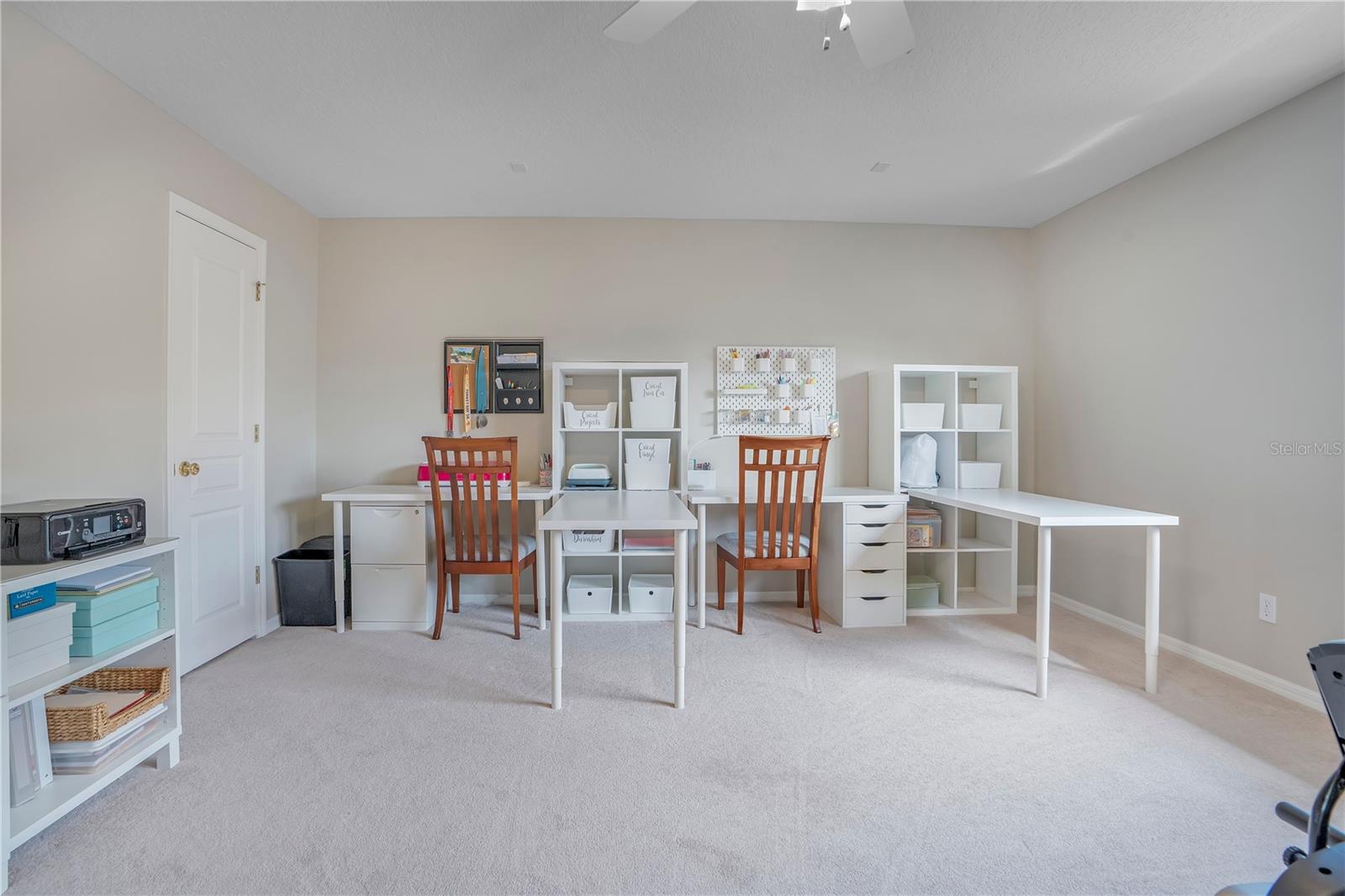 WINTER OAKS - Residential