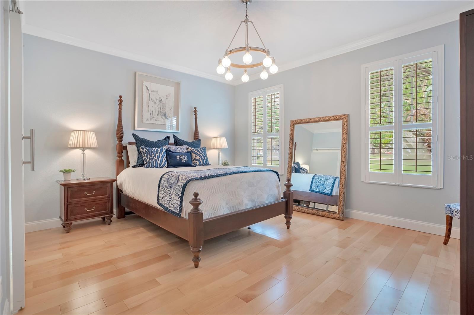 WINTER OAKS - Residential