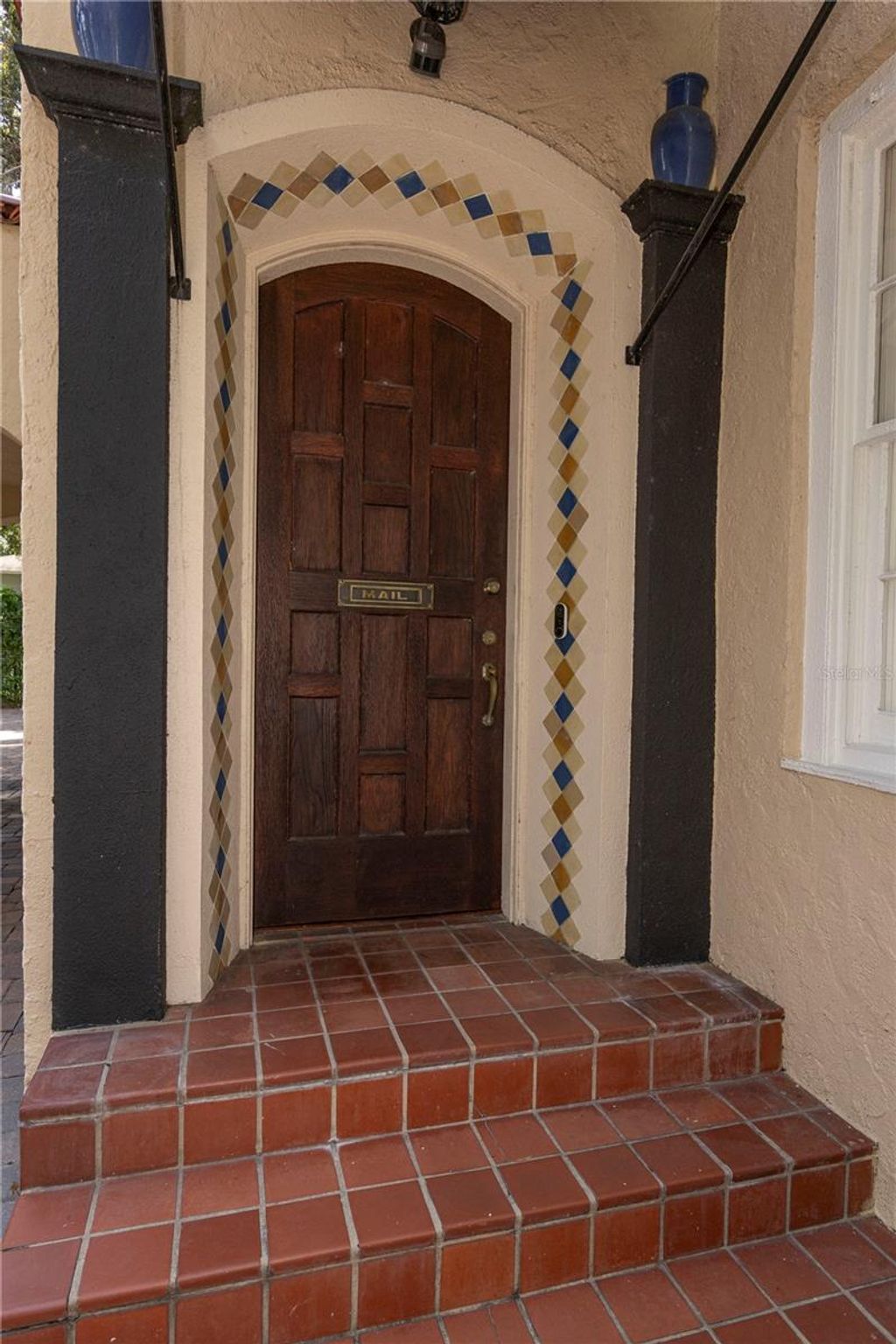 Photo of 732 Edgewater Drive, Orlando, FL 32804 (MLS # O6409482)