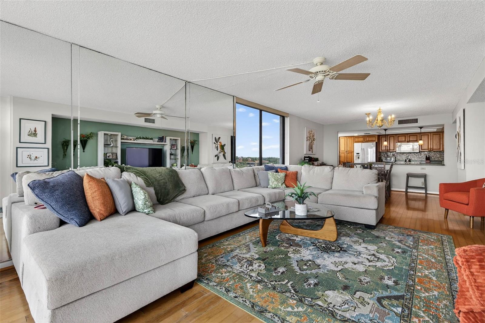 220 BELLEVIEW BOULEVARD 804