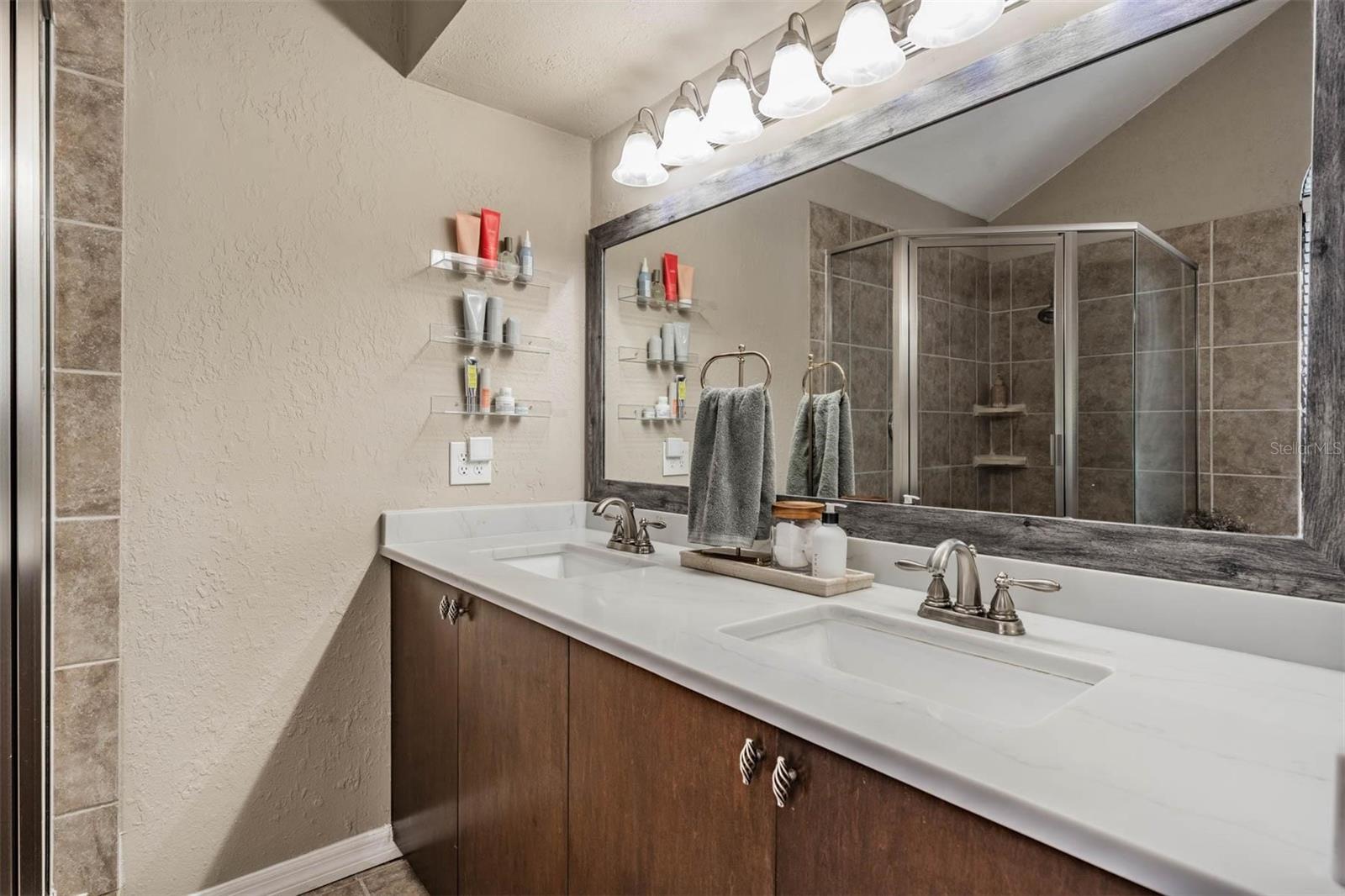 NATURES HIDEAWAY - Residential