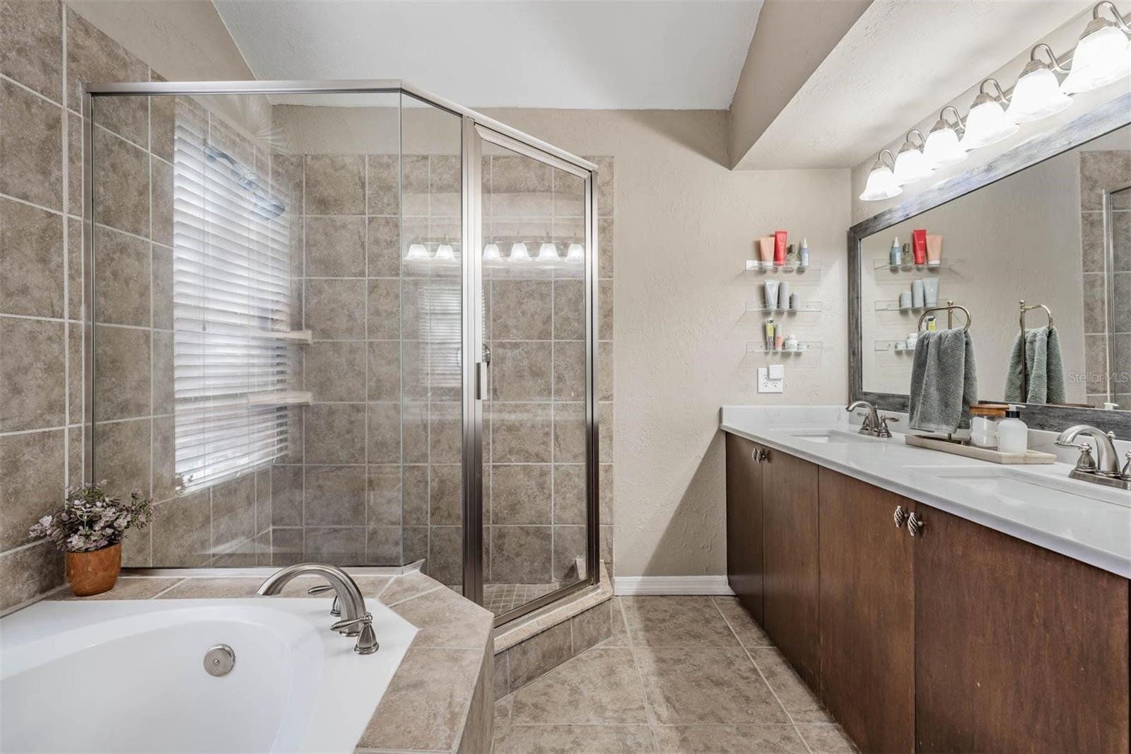 NATURES HIDEAWAY - Residential