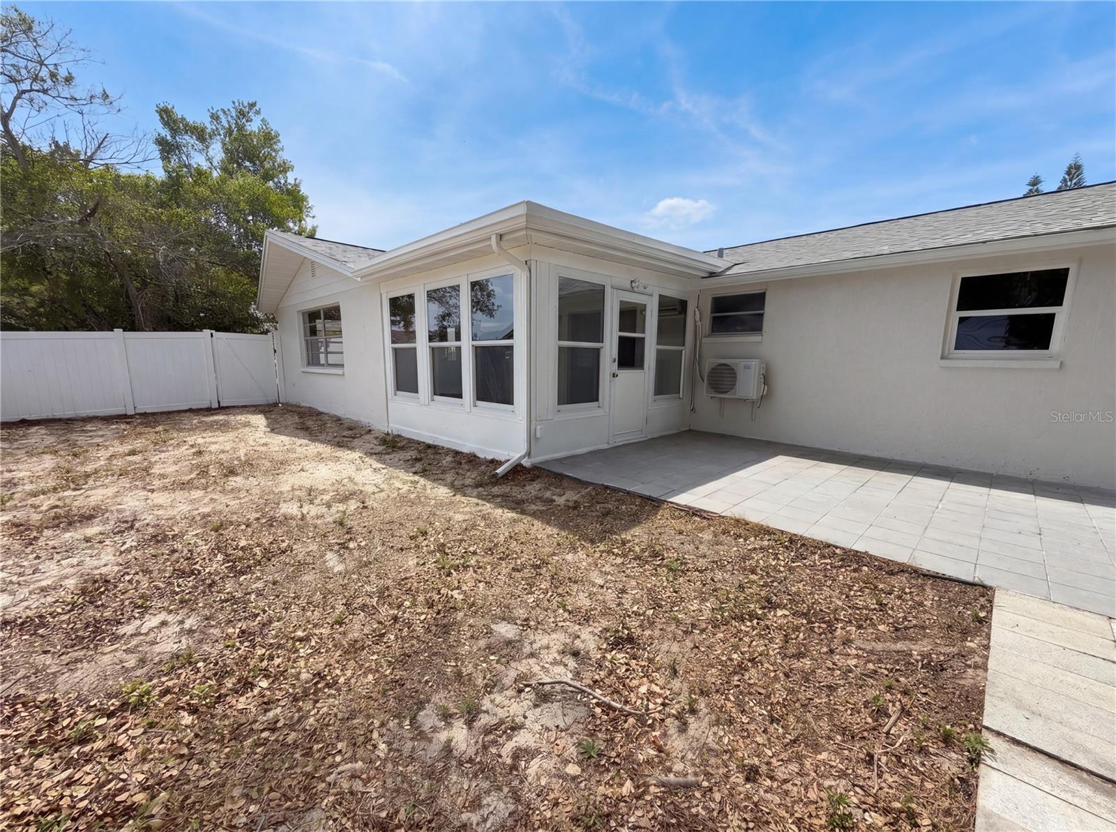 GULF HIGHLANDS - Residential