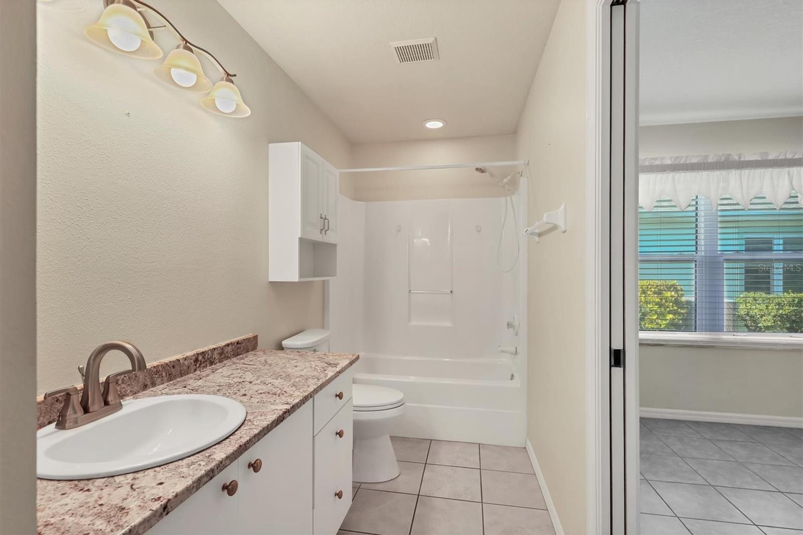 BAY ESTATES NORTH - Residential