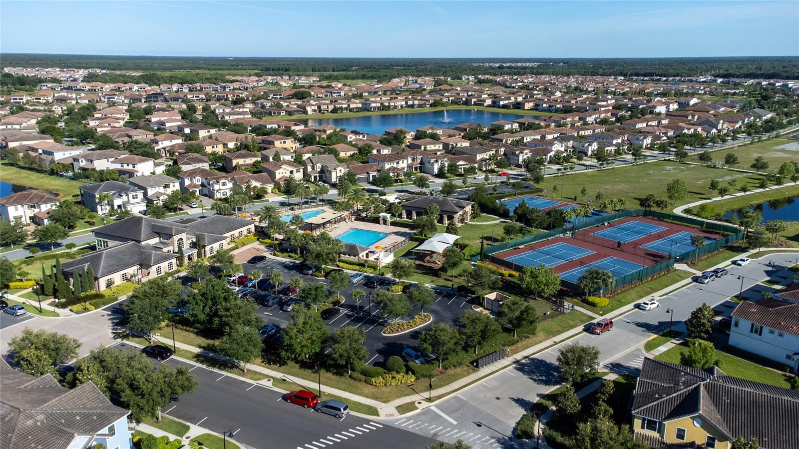 EAGLE CRK VILLAGE I - Residential Lease