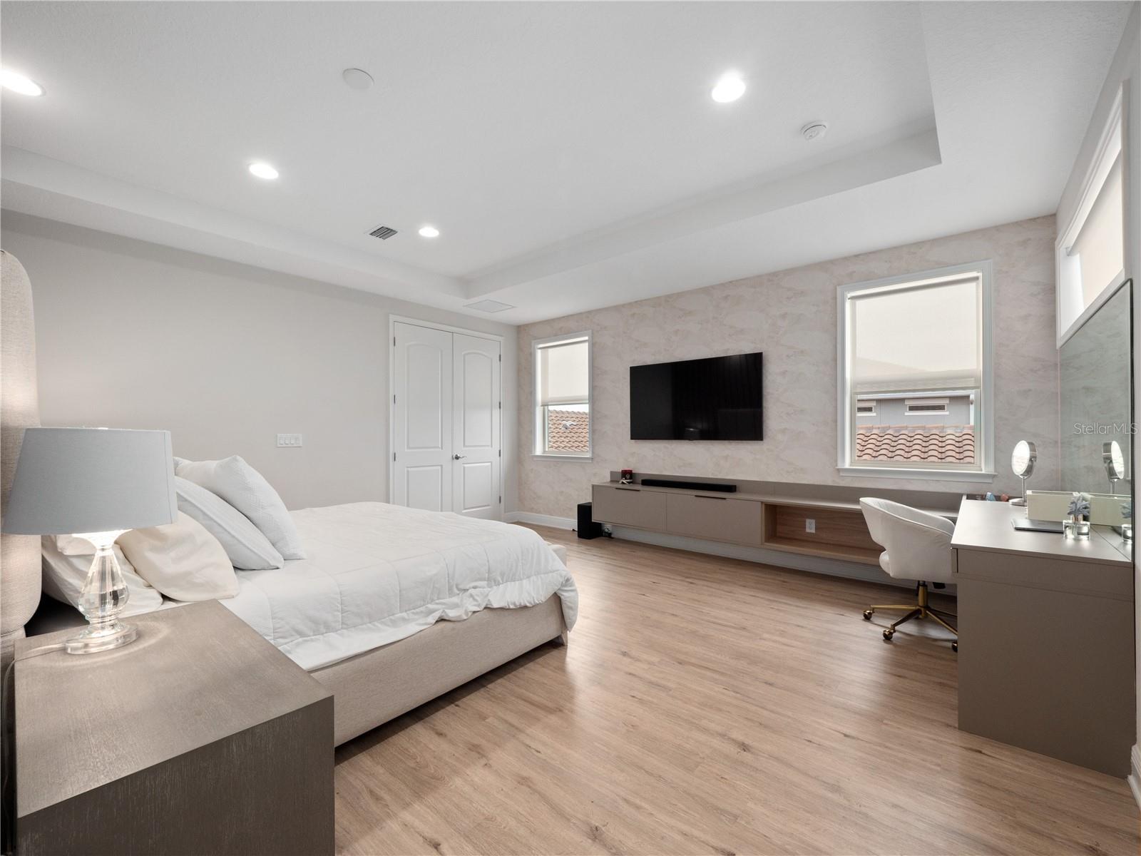 EAGLE CRK VILLAGE I - Residential Lease