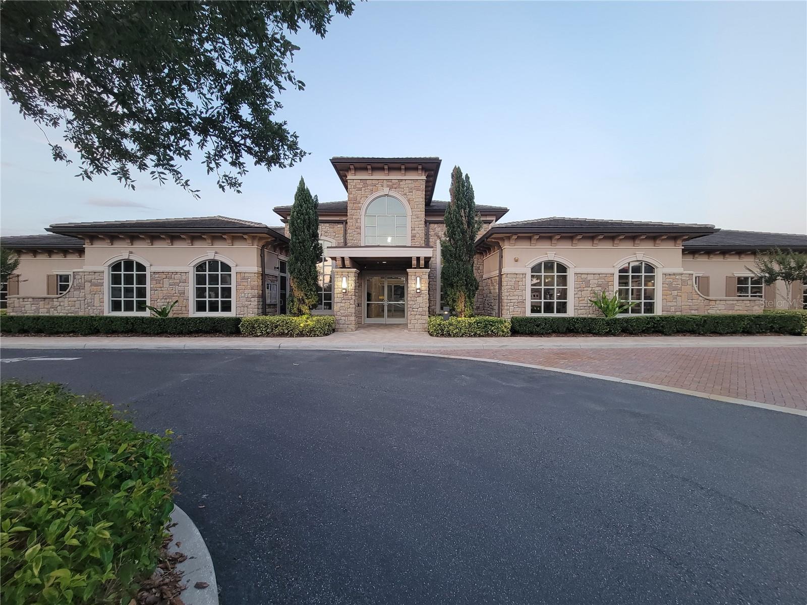 EAGLE CRK VILLAGE I - Residential Lease