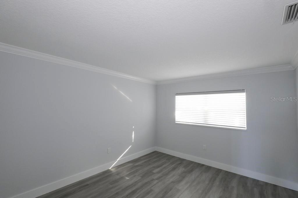 ROYAL STEWART ARMS - CLYDEBANK BLDG, APT 107 - Residential