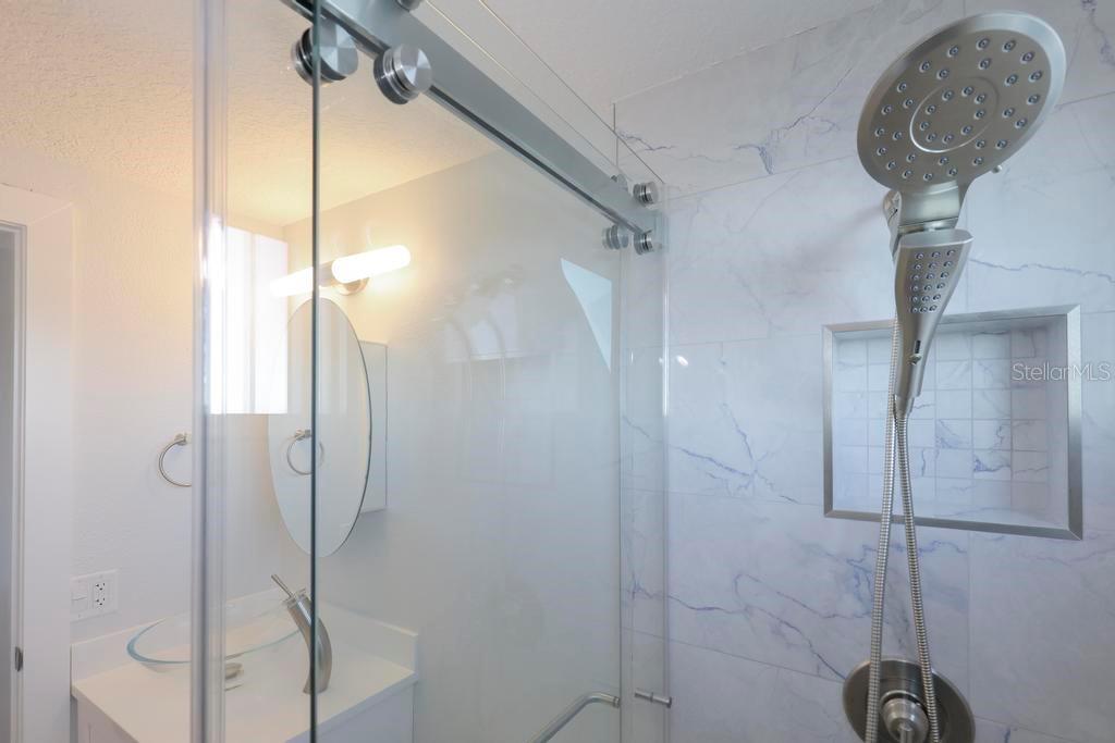 ROYAL STEWART ARMS - CLYDEBANK BLDG, APT 107 - Residential