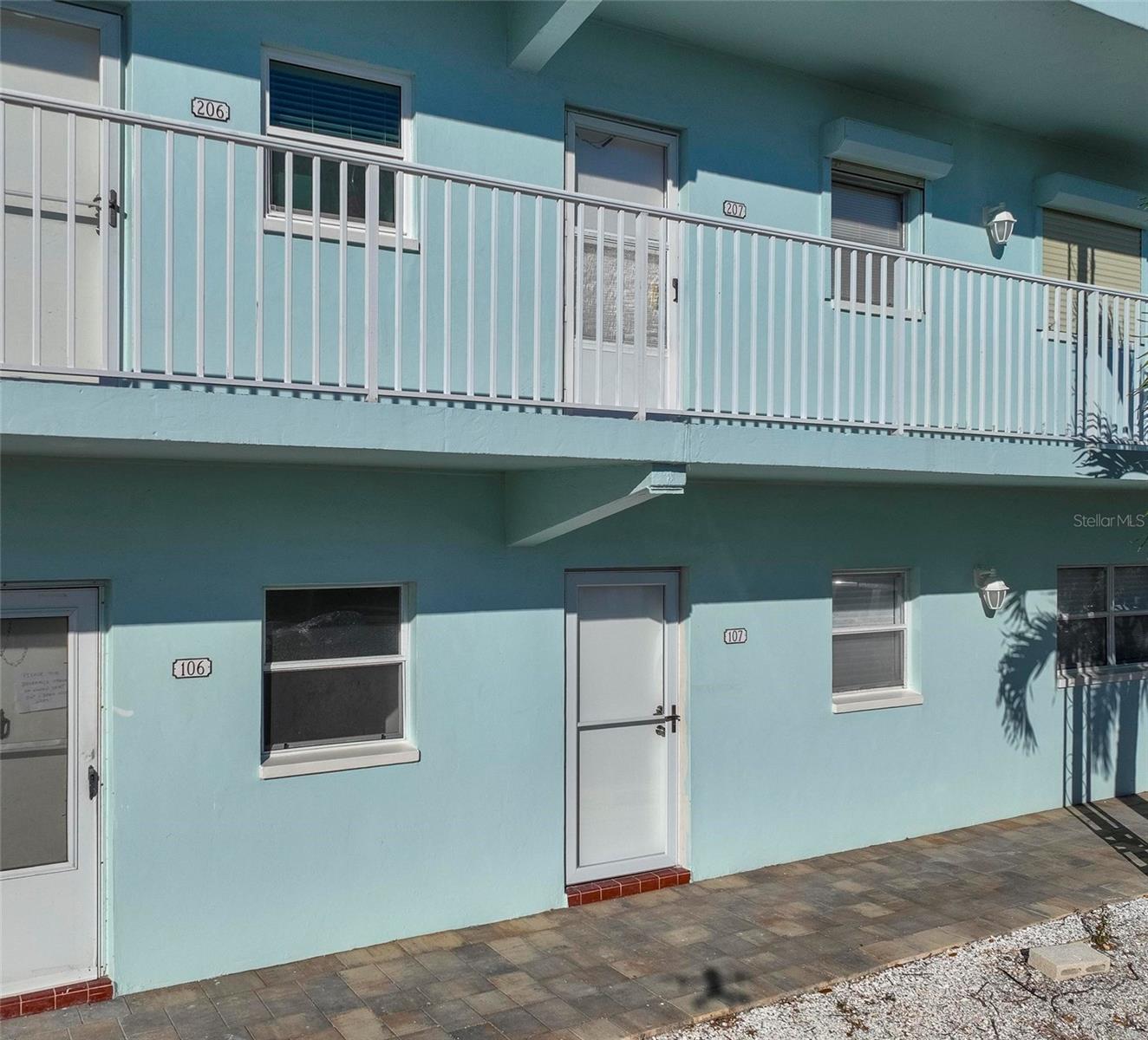 ROYAL STEWART ARMS - CLYDEBANK BLDG, APT 107 - Residential