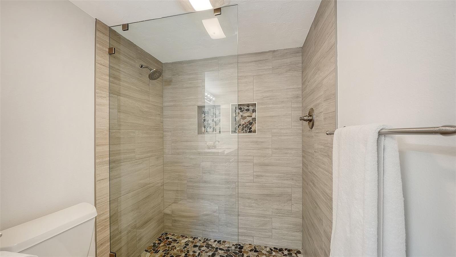 HARBOUR TOWNE - Residential