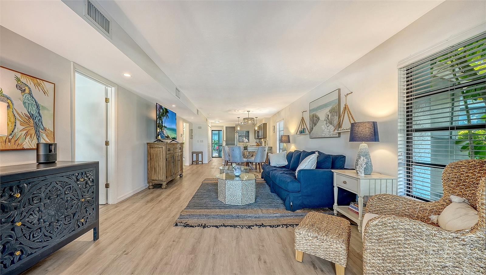 HARBOUR TOWNE - Residential