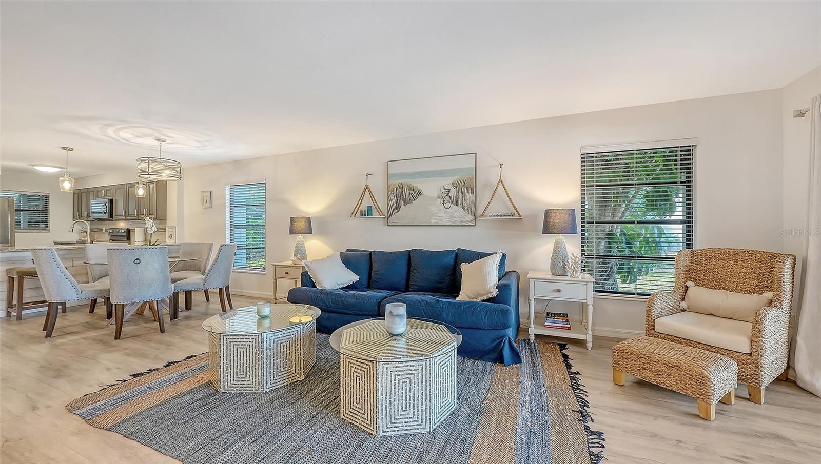 HARBOUR TOWNE - Residential