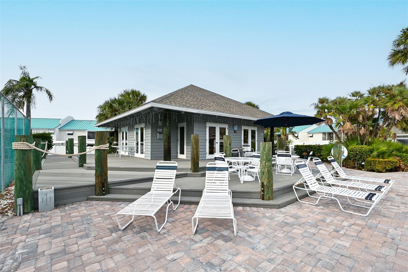 HARBOUR TOWNE - Residential