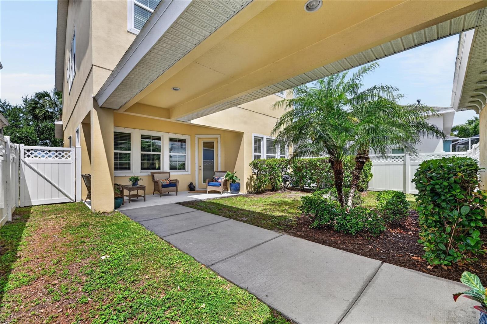 MIRABAY PARCELS 21 & 23 - Residential