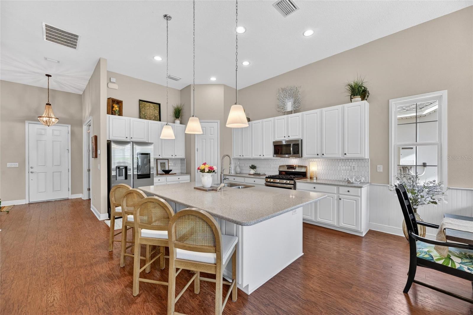 MIRABAY PARCELS 21 & 23 - Residential