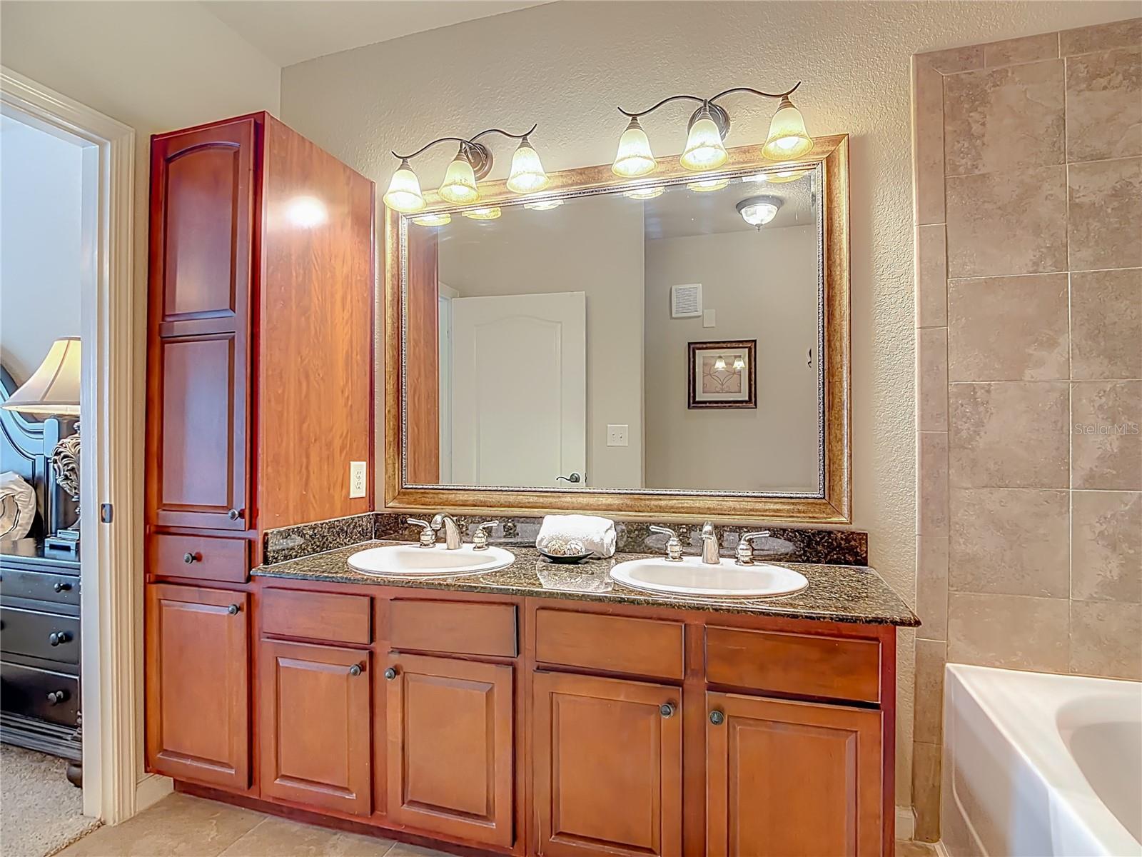 BELLA PIAZZA - Residential