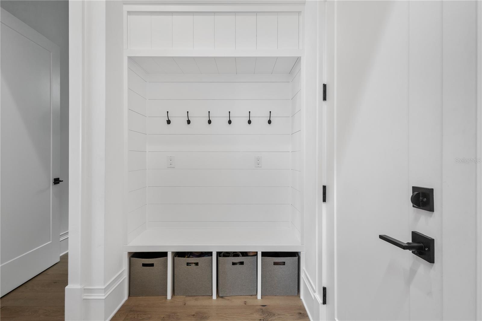 REUNION WEST VLGS NORTH - Residential