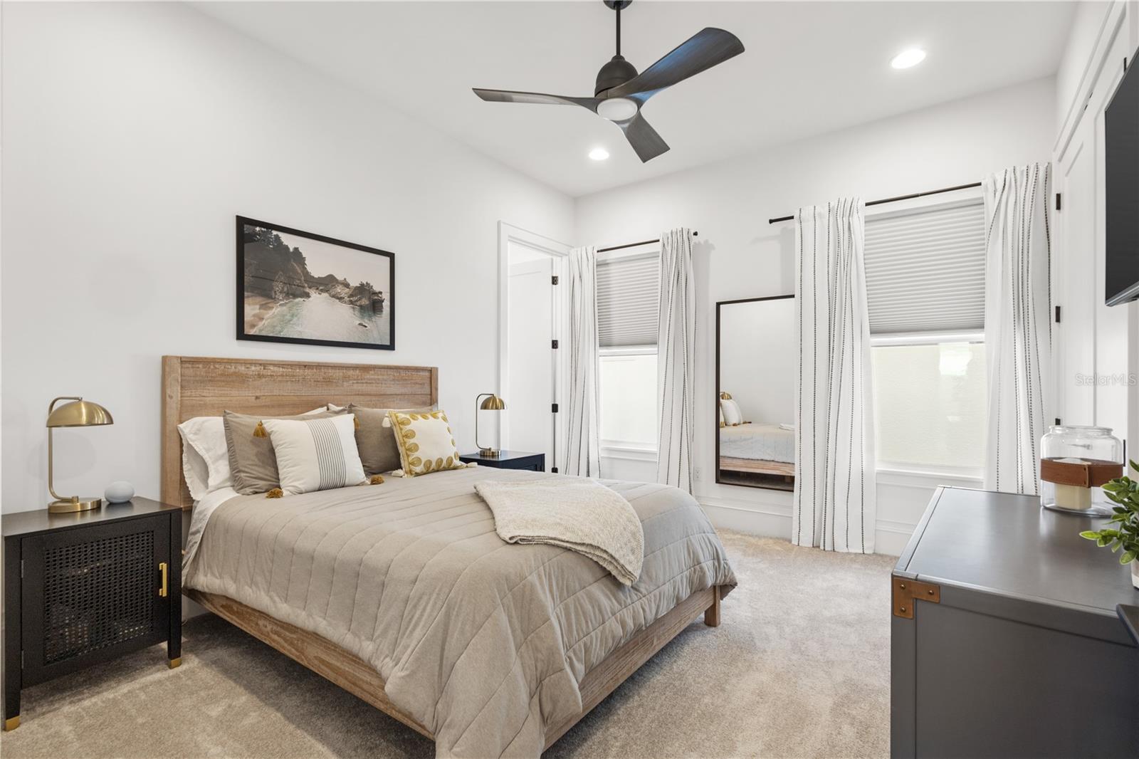 REUNION WEST VLGS NORTH - Residential