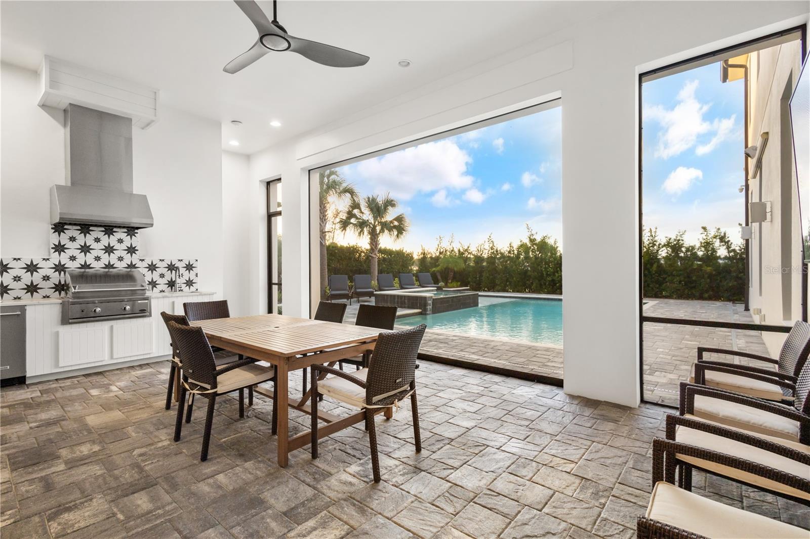 REUNION WEST VLGS NORTH - Residential