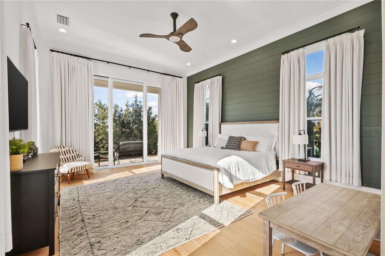 REUNION WEST VLGS NORTH - Residential