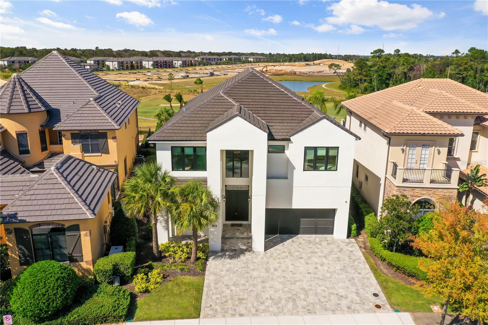 REUNION WEST VLGS NORTH - Residential